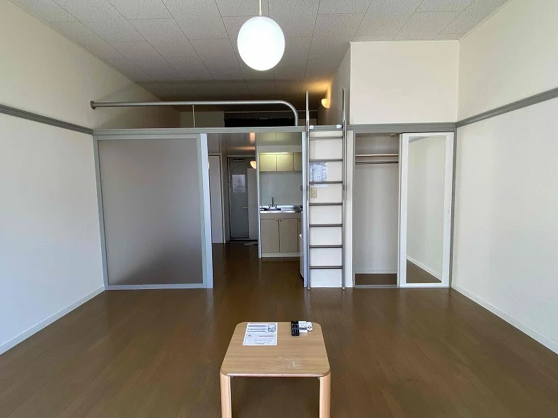 ※同タイプ部屋の写真となります