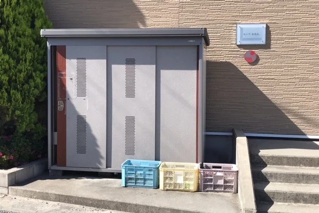 ゴミ置き場になります。