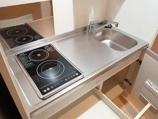 収納もたくさんあって料理がやりやすそう。