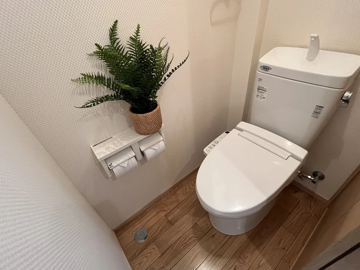 ウォシュレット付きトイレ