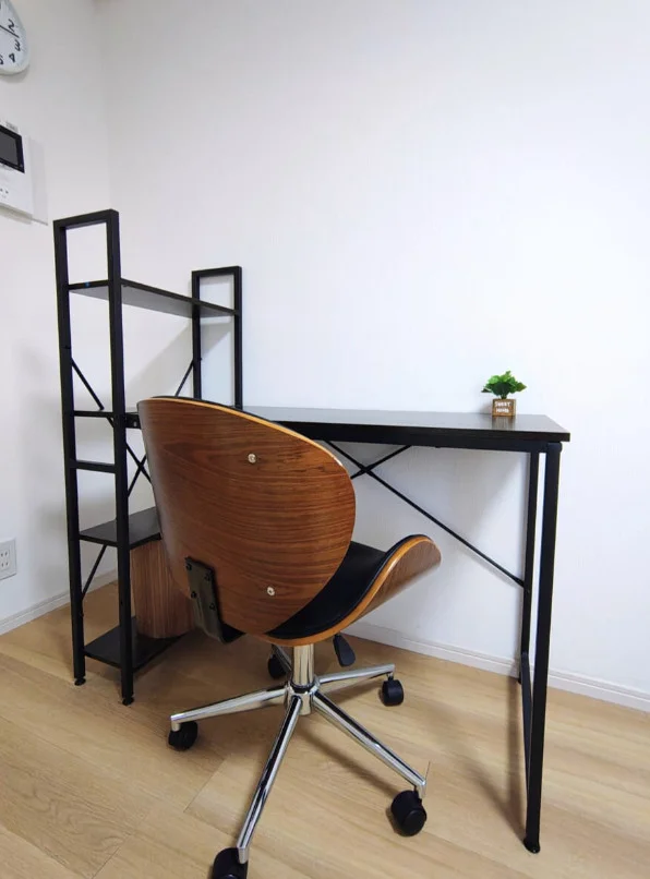 デスク・チェアも完備♪