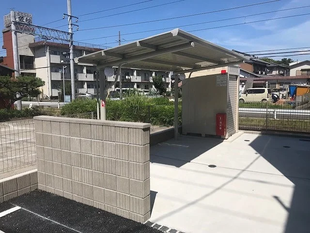 屋根付き駐輪場あり