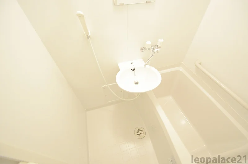 設備・仕様は号室により異なる為、現状を優先致します。