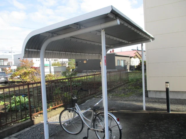 屋根付き駐輪場