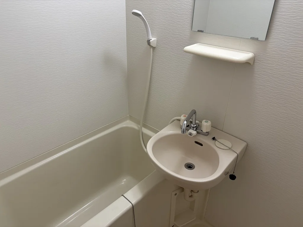 設備・仕様は号室により異なる為、現況を優先いたします。