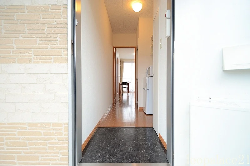 実際のお部屋と異なる場合がございます。