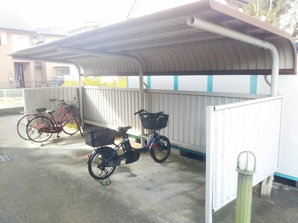 無料駐輪場完備です。