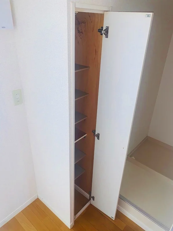 シューズボックス