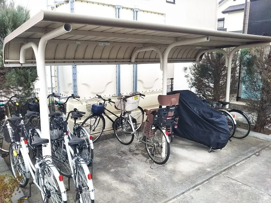 無料駐輪場完備です。