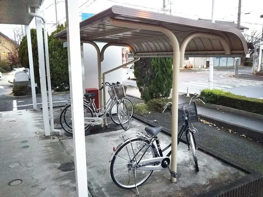 駐輪場完備。