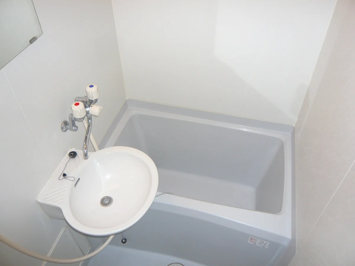 バス、トイレ別々です。