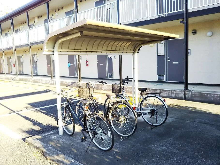 駐輪場完備。