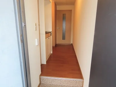 玄関からのアングルです