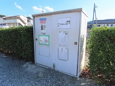 敷地内にゴミ庫が設置されておりゴミ捨てに便利です