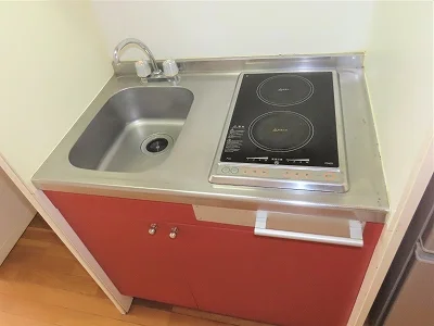 2口の電気コンロまたはIHコンロとなります