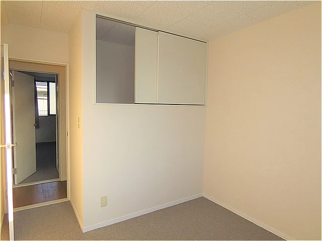 収納が豊富なお部屋です