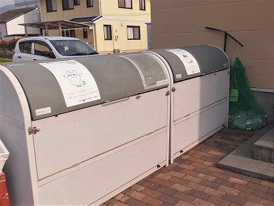 敷地内にゴミ庫が設置されておりゴミ捨てに便利です