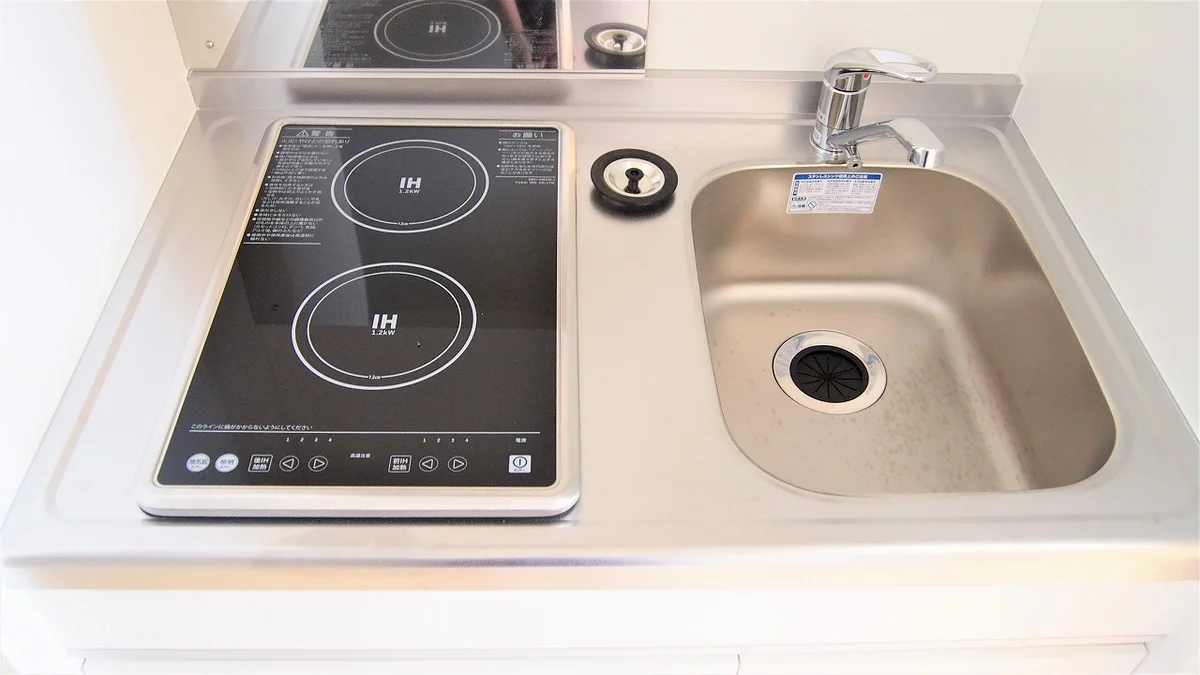 2口の電気コンロまたはIHコンロとなります