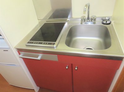 2口の電気コンロまたはIHコンロとなります