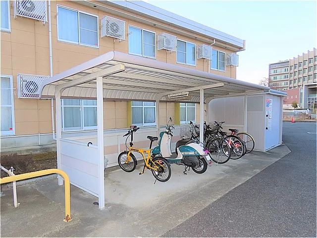 屋根付き駐輪場あり