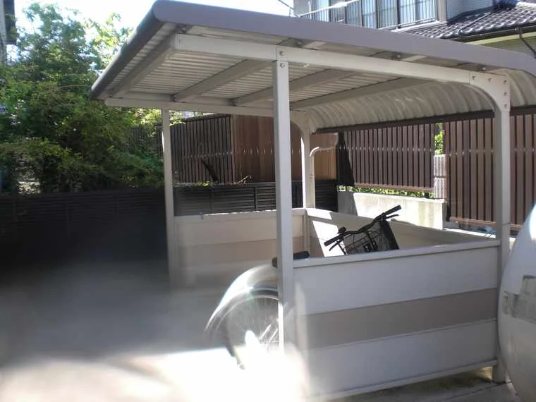 屋根付き駐輪場あり