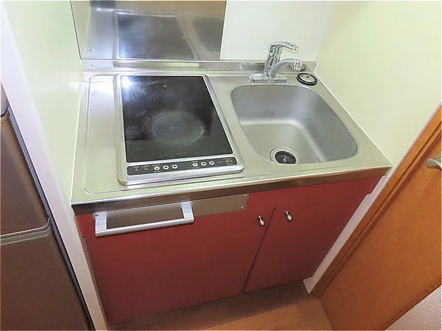 2口の電気コンロまたはIHコンロとなります