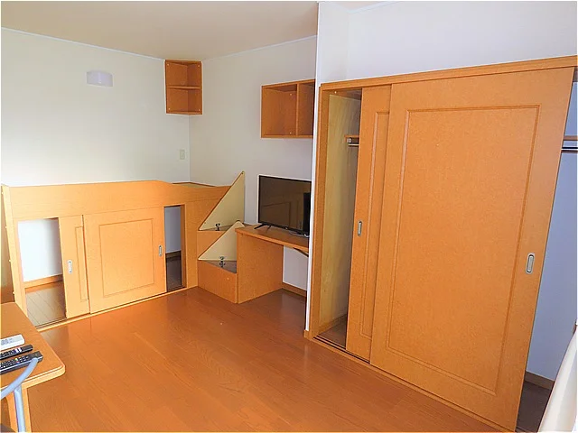 クローゼット、ベッド下収納あり