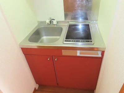 2口の電気コンロまたはIHコンロとなります