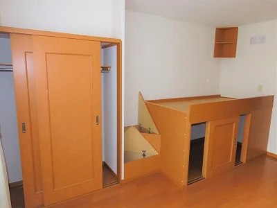 クローゼット、ベッド下収納あり