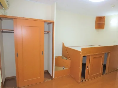 クローゼット、ベッド下収納あり