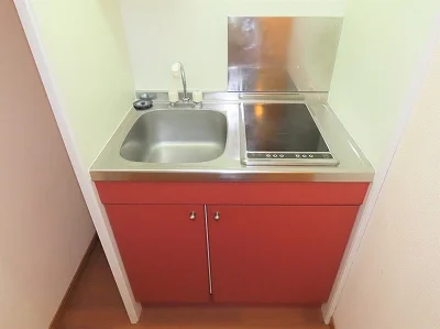 2口の電気コンロまたはIHコンロとなります