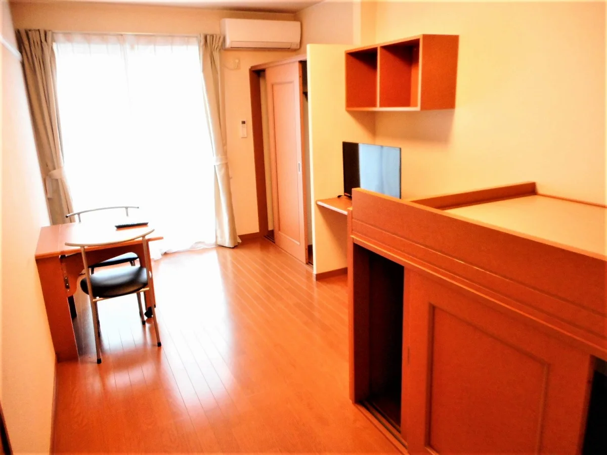 ハイベッドタイプのお部屋です