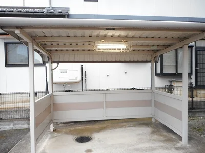 屋根付き駐輪場あり