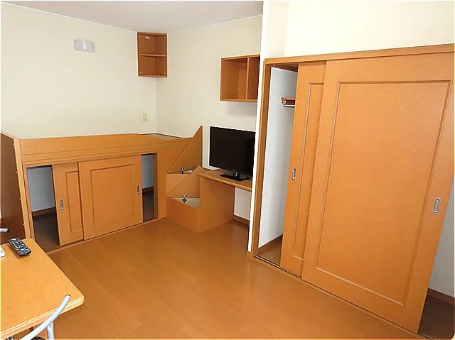 クローゼット、ベッド下収納あり