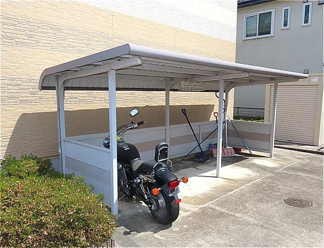 屋根付き駐輪場あり