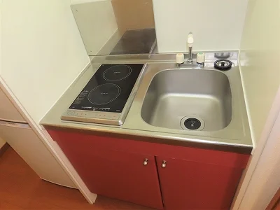 2口の電気コンロまたはIHコンロとなります