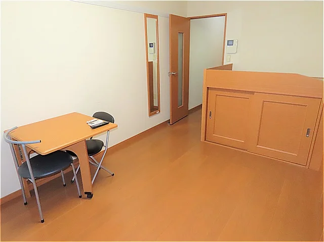 ハイベッドタイプのお部屋です