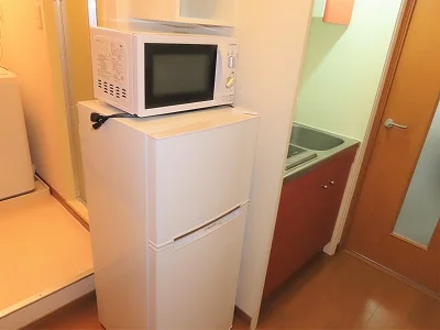 電子レンジ、冷蔵庫完備