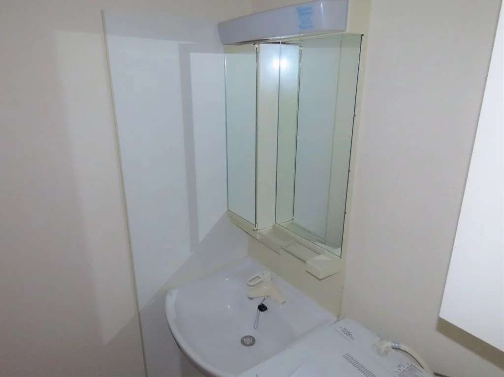 使いやすい独立洗面台です