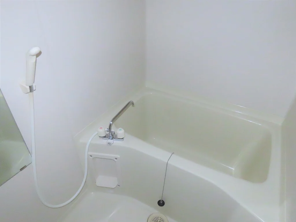 お風呂、トイレは完全別です