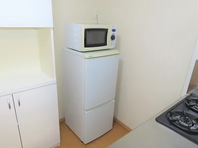 電子レンジ、冷蔵庫完備