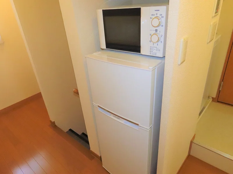 電子レンジ、冷蔵庫完備