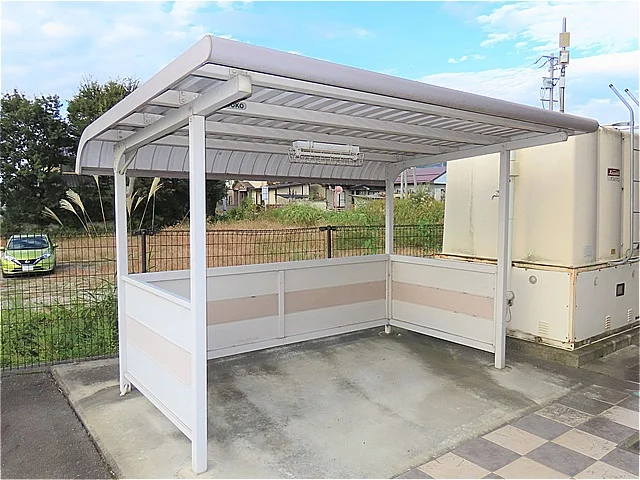 屋根付き駐輪場あり