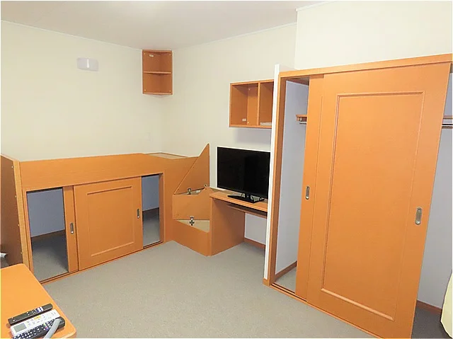 クローゼット、ベッド下収納あり