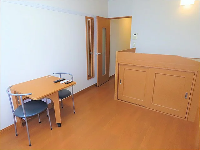 ハイベッドタイプのお部屋です