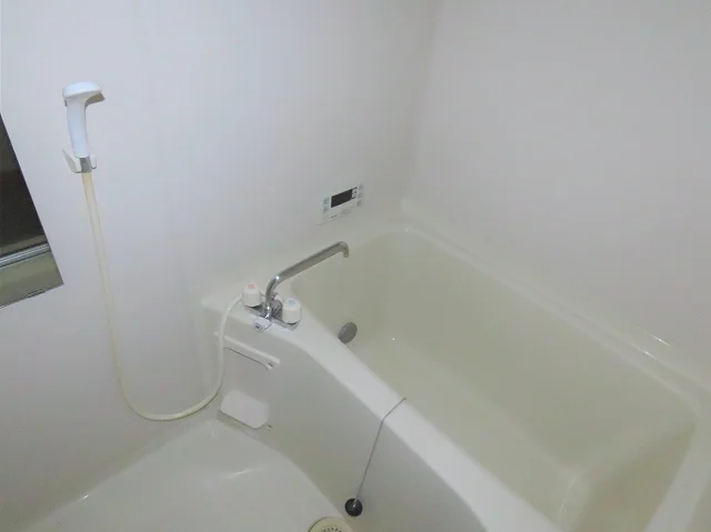 お風呂、トイレは完全別です