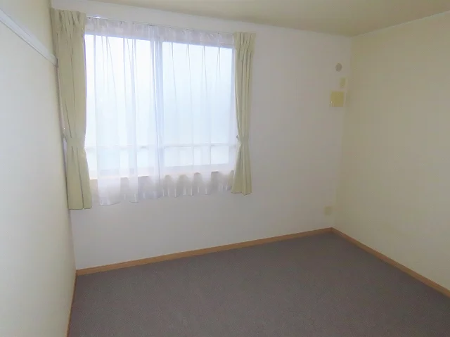 2階に2部屋ある間取りです
