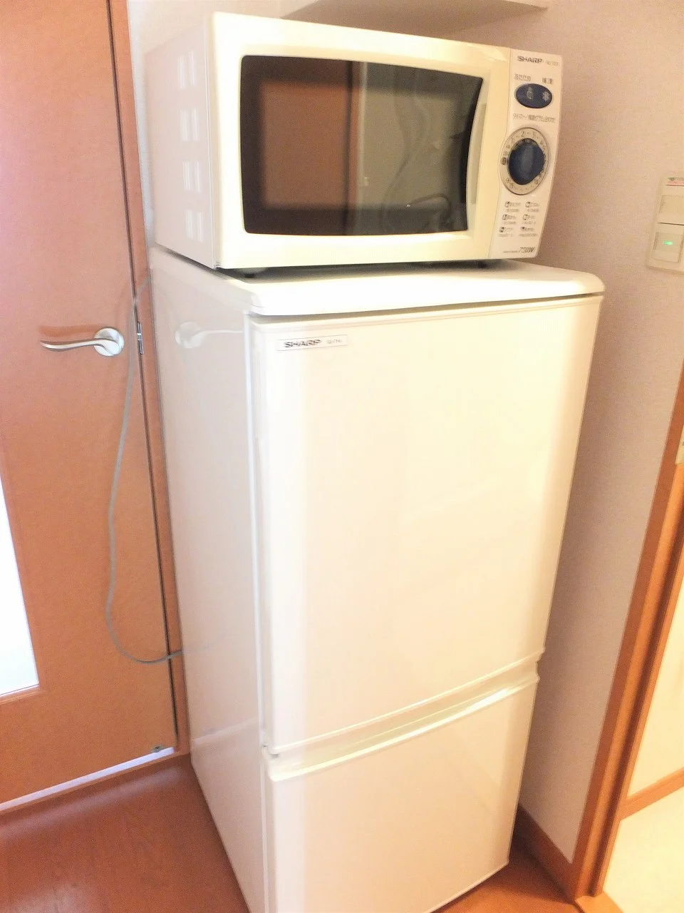 電子レンジ、冷蔵庫完備