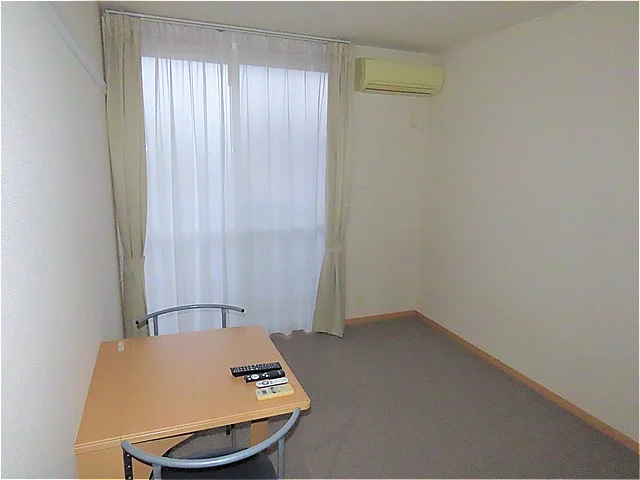 家具家電が備え付けのお部屋です
