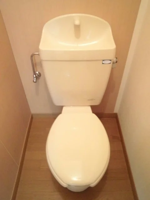 バス、トイレ別です。